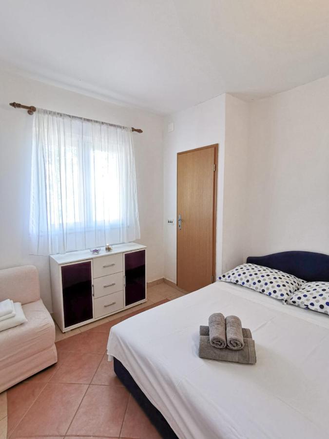 Apartments By The Sea Mimice, Omis - 14230 Exterior foto